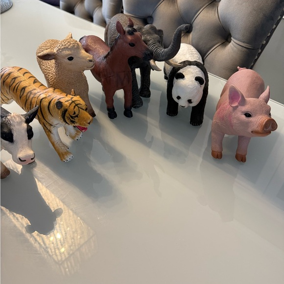 Animal Figurine Set - Picture 3 of 9